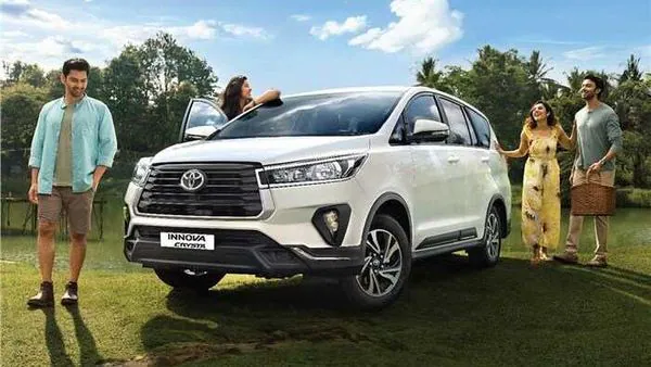Toyota_Innova_Crysta_Limited_Edition_1_1634715793861_1634715797396